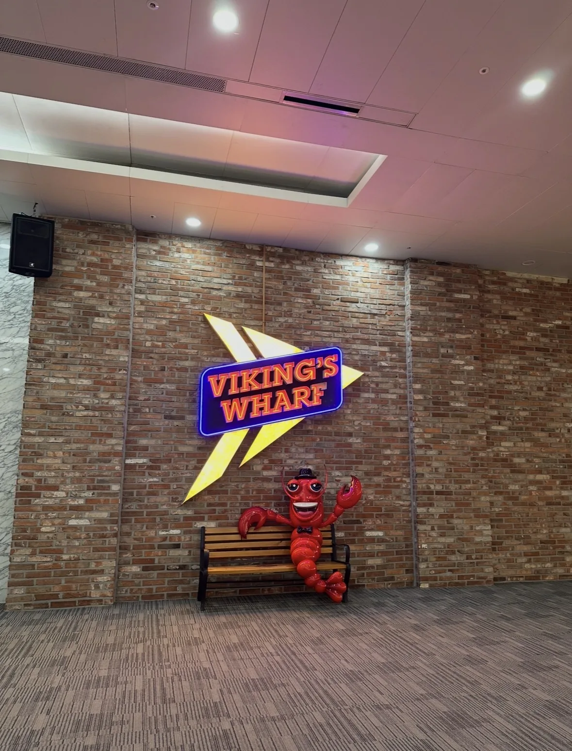 Viking’s Wharf COEX: Seoul’s Unlimited Lobster & Fresh Seafood Buffet