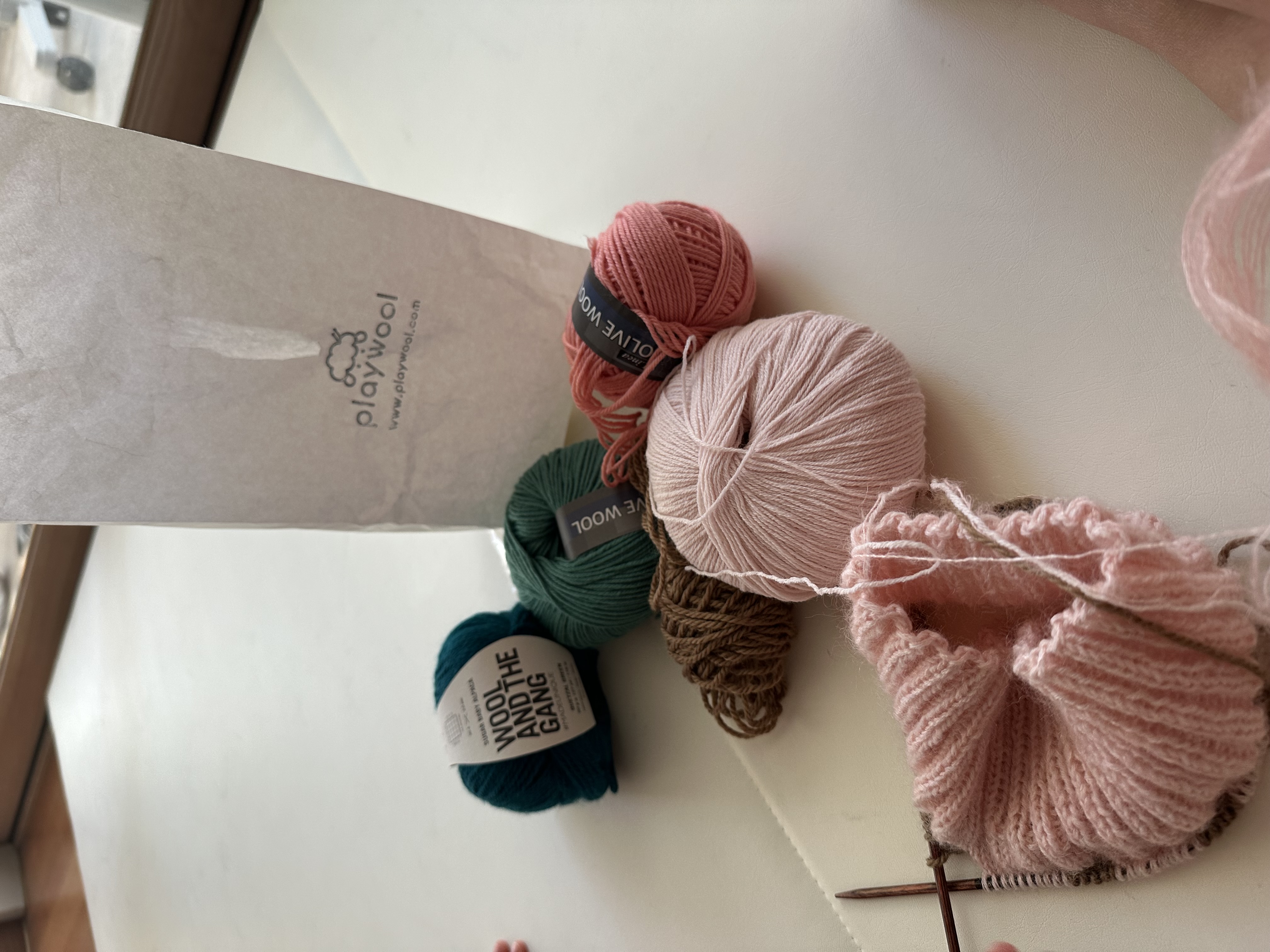 Playwool DIY yarn kit for the Poco Grande winter hat pattern